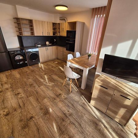 בורגאס Apartman Ttt מראה חיצוני תמונה
