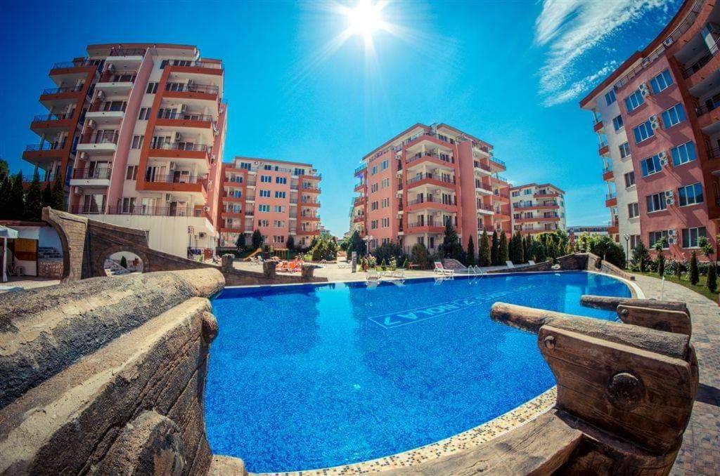 בורגאס Apartman Ttt מראה חיצוני תמונה