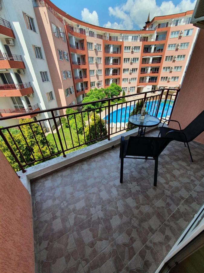 בורגאס Apartman Ttt מראה חיצוני תמונה