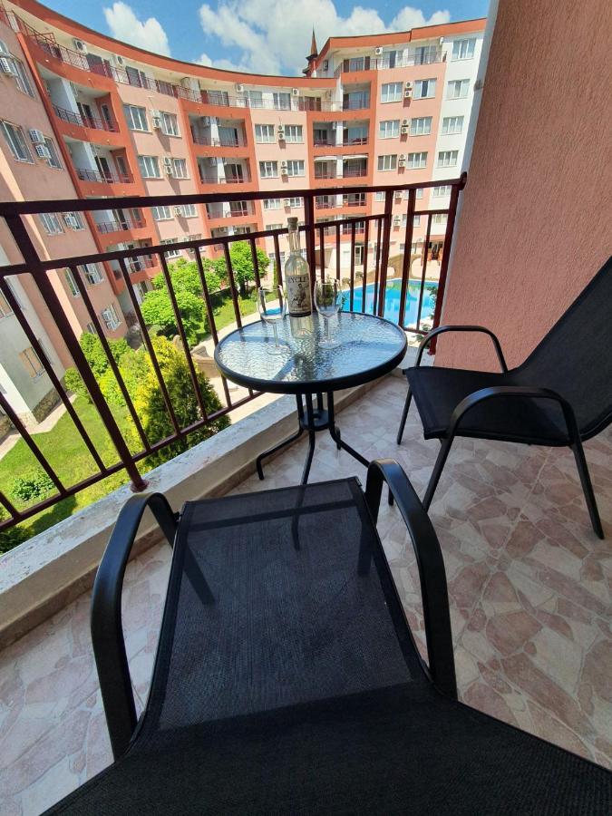 בורגאס Apartman Ttt מראה חיצוני תמונה