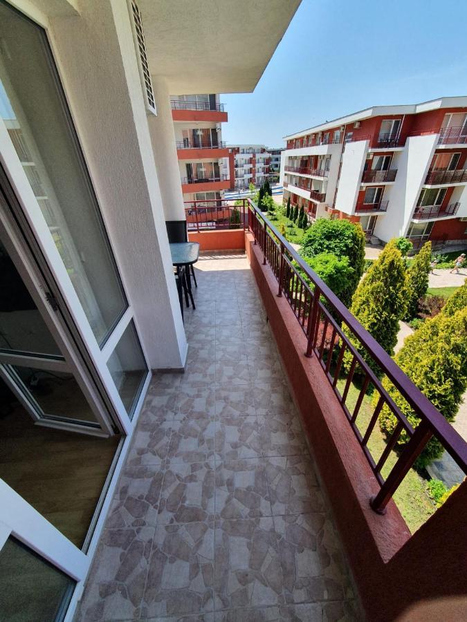 בורגאס Apartman Ttt מראה חיצוני תמונה